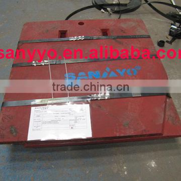 High manganese steel jaw crusher spare parts,jaw crusher plates from SANYYO