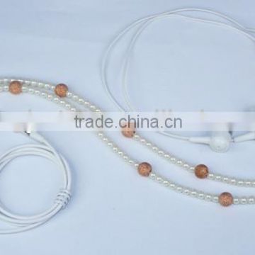 Light weight earphone in bulk with plastic pearl cord necklace earphone