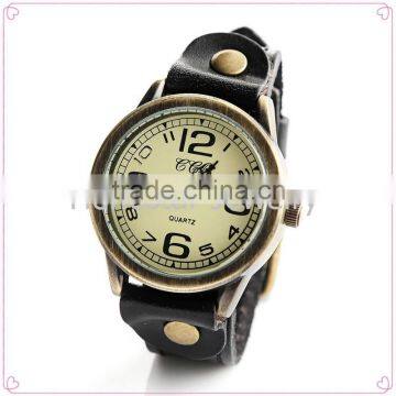 Wholesale China Leather Watch Women Quartz Watch photo-3