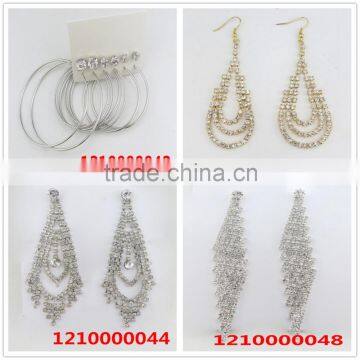 High Quality Prismatic Shape Crystal Rinestone Earring photo-5