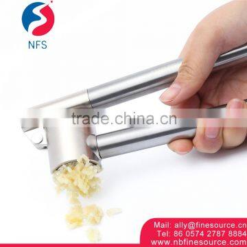 Hot Selling Convenience Professional Mini Garlic Presser Stainless Steel Garlic Press