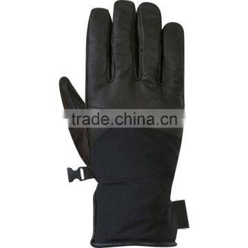 Secure fit ski gloves