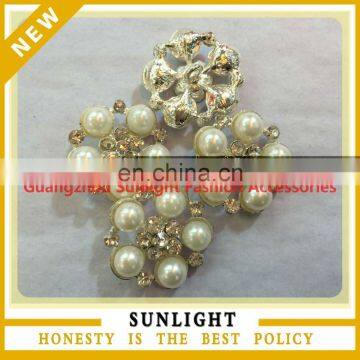 alibaba china supplier wholesale Fashion Rhinestone crystal pearl button in bulk