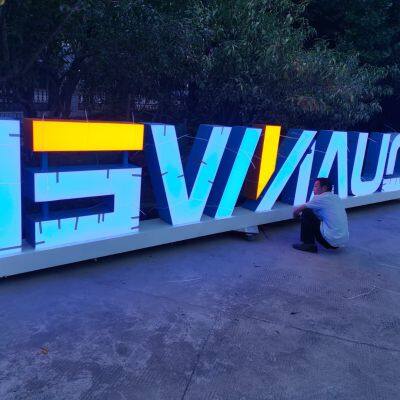 Outdoor custom stainless steel guide plate luminous light box shopping mall spirit fortress guide plate