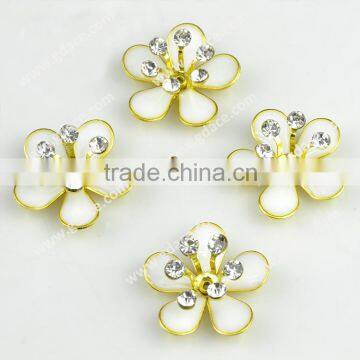 Six clear stones white gold metal fresh style flower for leather in China