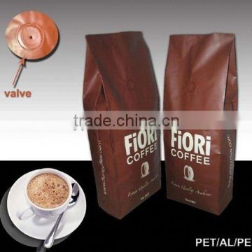 Kenya coffee bags with degassing valve