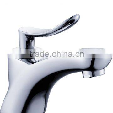 2015 new single handle brass basin faucet