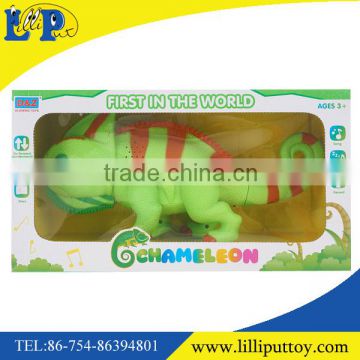 Popular gesture induced chameleon toy with gift box