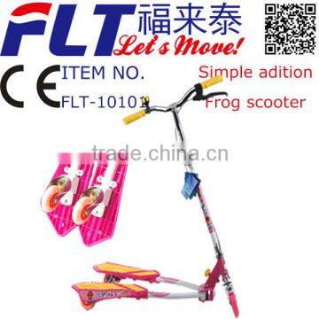 2013 CE approved height-adjustable flicker 3 wheel frog scooter with handle brake