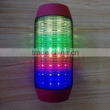 2016 New Products in China Pusle Led Light Mini Portable Colorful Wireless Support U Disk Aux in Speaker Bluetooth for Iphone 6 photo-4
