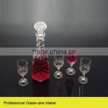 high quality 5pcs glass wine set with decorative embossment