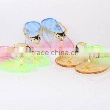 2015 Crystal top quality popular cool slippers beach slippers wholesale