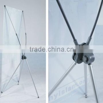 Lockable x stand banner for advertising display