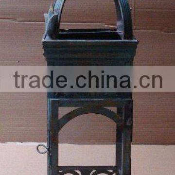 Antique Lantern/Lantern