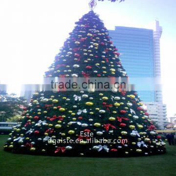 Home and Outdoor Garden Edging Decoration Artificial Large 3D LED Christmas Tree