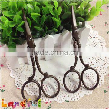 Wholesales Vintage Style Lace Embroidery Scissors Bronze Sewing Scissors photo-5