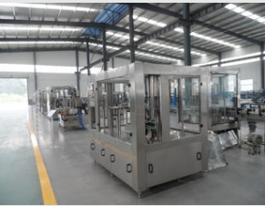 4.5 Kw Carbonated Soft Drink Filling Machine Juice Filling Line SS 304 Material