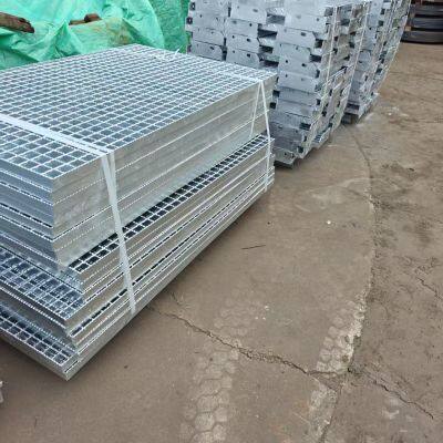 Steel Grating for Heavy-Duty Walkways and Platforms in Construction and Mining Applications