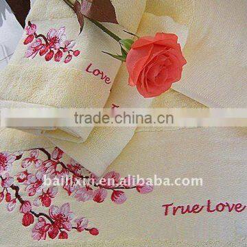 100% cotton solide embroidery bath towel