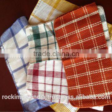 COTTON CHECKERED TEA TOWEL