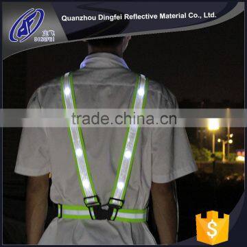 Reflective safety vest with EN20471 reflective cloting