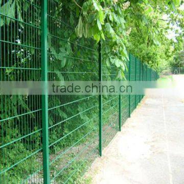 Double Loop wire mesh garden Fence