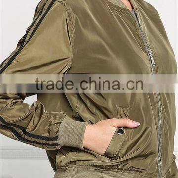 MGOO Custom Made 100% Polyester Olive Green Bomber Jackets Wholesale Streetwear Clothing Fashion Style Women Apparel photo-4