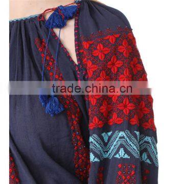 2017 OEM Common Dense Enbroidery Saree Blouse With Tasseled Ties photo-5