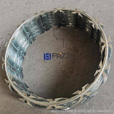 Concertina Barbed Razor Tape Wire Cbt-60 Type 45cm Diameter High Galvanized Steel