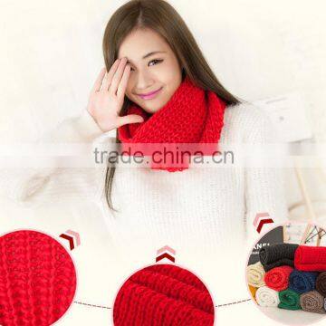 Hot Selling Fashion Infinity Solid Color Knitting Scarf for Women photo-3