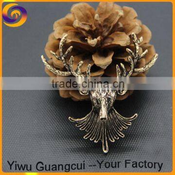 New Design Metal Bronze Elk Head Christmas Brooch