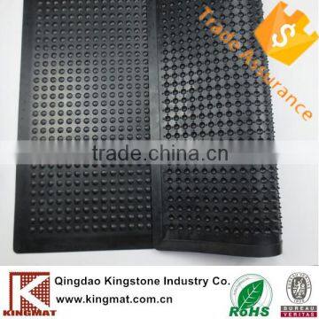 Safety cushioned natural rubber mat carpet comfortable