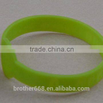 Stylish Blank Grass Green Sport Bracelet approved CE