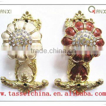 Attractive plastic curtain hooks,curtain holder clip,curtain holdbacks
