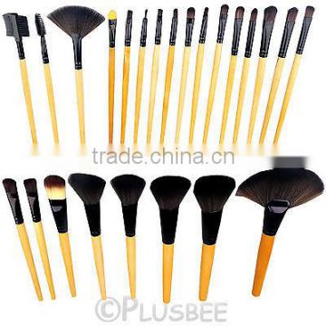 24 Pcs Super Soft Natural Wooden Handles Make Up Brush Set With PU leather case