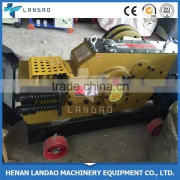 Steel bar straightening cutting machine