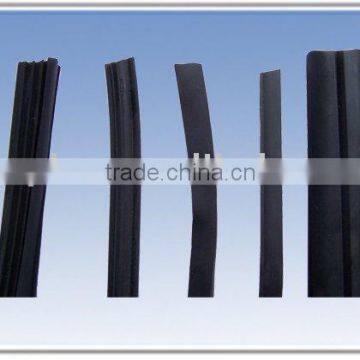 Rubber seal strip