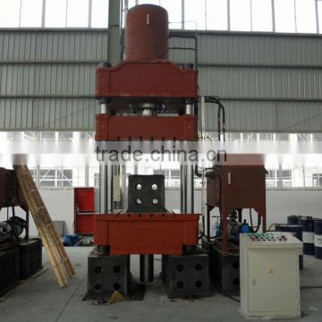 Four-column press machine easy to operate