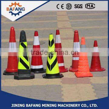 The colored traffic cones of black cone and flashing road cones