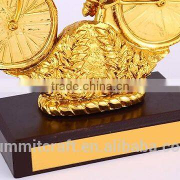 Custom Goldern Resin Bicycle Sports Trophies New Designs Award