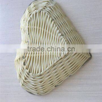 Wholesale Handmade Heart Shape Plastic Fruit Baskets photo-6