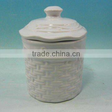 Mini round white DeHua ceramic honey jar with lid