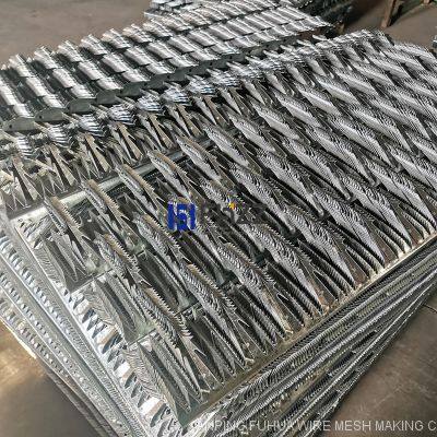 Spear Type Galvanized Razor Wall Spikes for Perimeter Security Anti Climb Fences