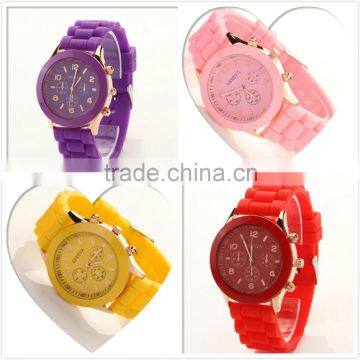 2016 Geneva Brand Latest Silicone Watch Men Women Fashion Popular Teenage Fashion Watches photo-2