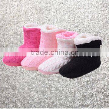 Premium quality knitted women indoor soft sole boots cable knit boots