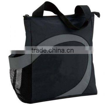 70D lunch tote bag