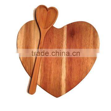 acacia wood heart shape cutting board