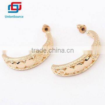 Fashion moon shape contracted office lady earing