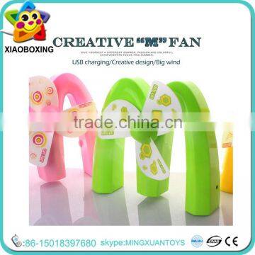 New Design M Shape Usb Mini Battery Charger Electric Table Fan Toys for Kids photo-6