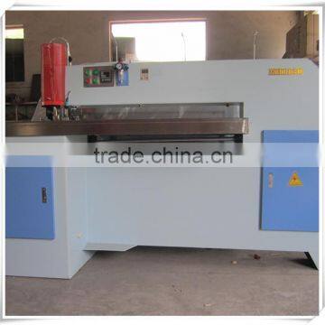 Veneer splicing machine for woodworking